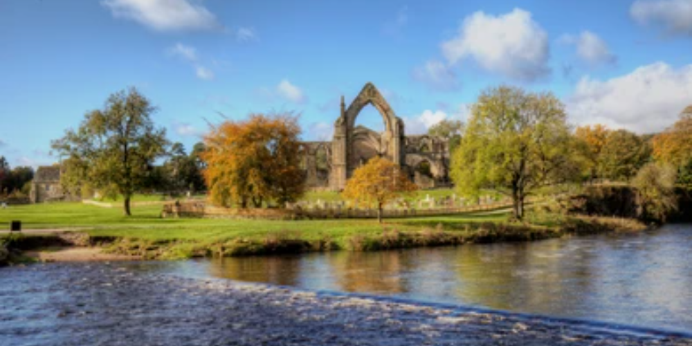 Bolton Umrah Packages